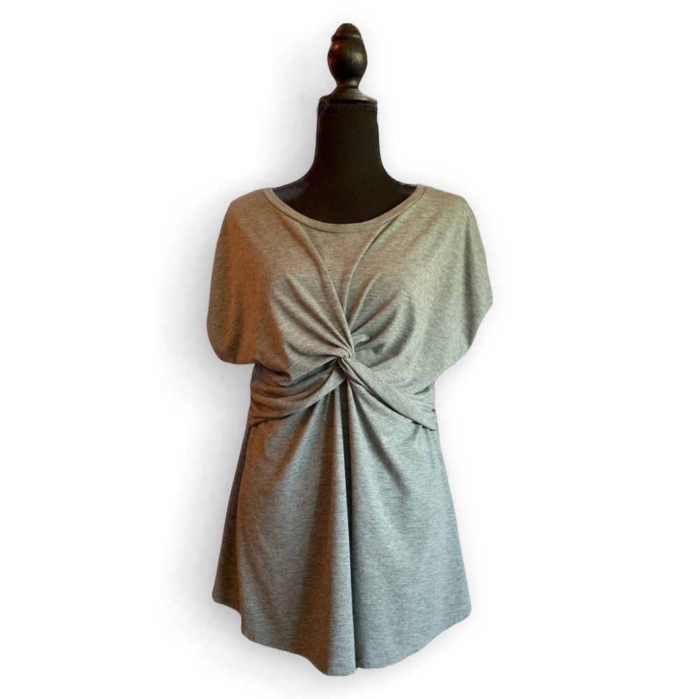 Like New! Isabel Twist Front Kimono Sleeve Maternity/Babydoll Top Heather Grey M